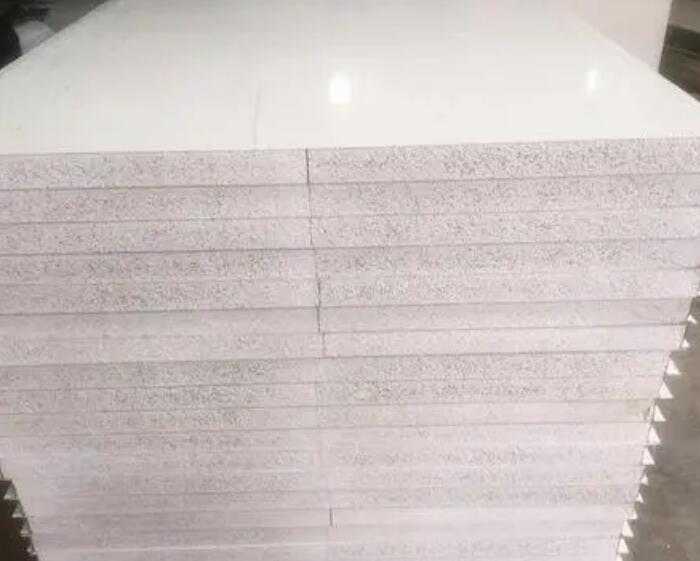 知識(shí)點(diǎn)：襄陽(yáng)硅巖凈化板在構(gòu)建過(guò)程中應(yīng)該注意哪些點(diǎn)呢？