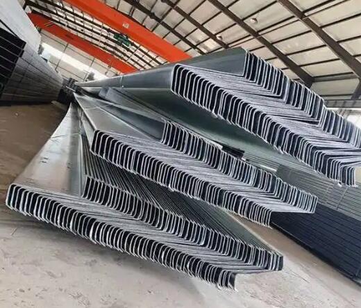 Z型鋼和C型鋼兩者之間的區(qū)別！襄陽遠大Z型鋼廠家為你介紹！