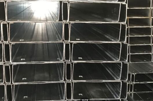 襄陽遠(yuǎn)大彩鋼盤點(diǎn)：Z型鋼和C型鋼有什么區(qū)別？