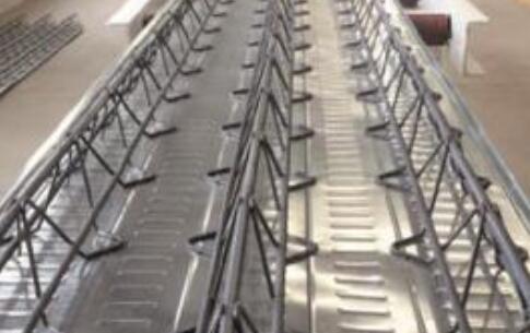 桁架樓承板中的鋼筋如何布置呢？